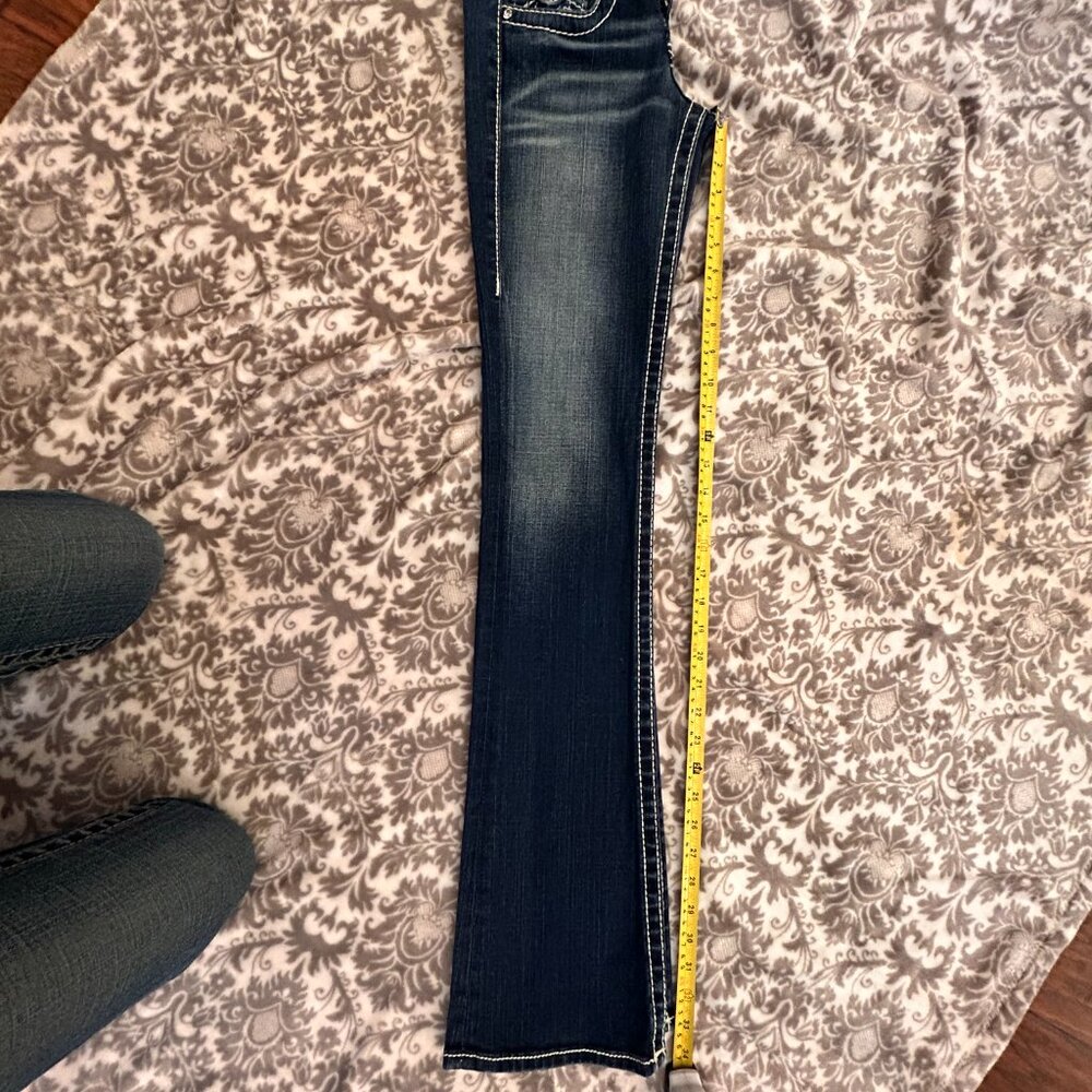 True Religion - Picture 2 of 11